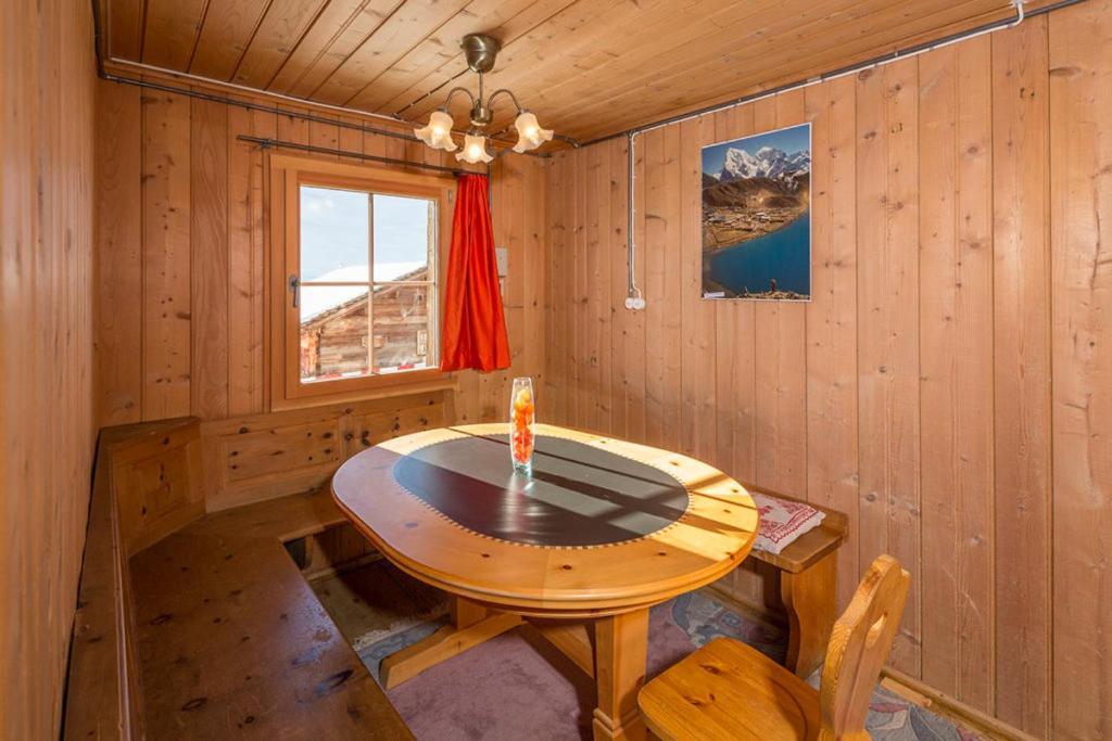 Gasthaus Alpenrose Juf Hotell Eksteriør bilde
