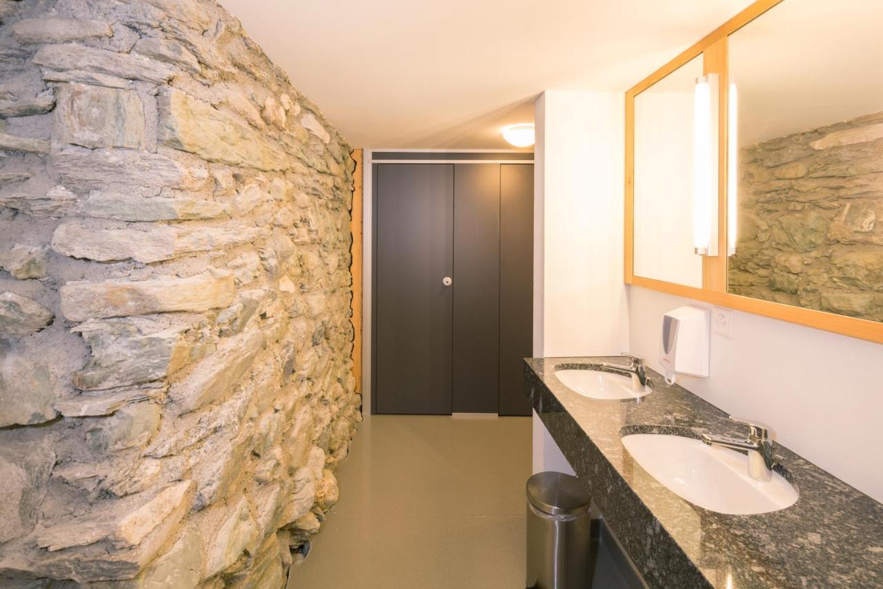 Gasthaus Alpenrose Juf Hotell Eksteriør bilde