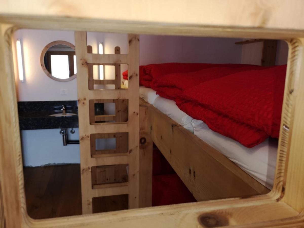 Gasthaus Alpenrose Juf Hotell Eksteriør bilde