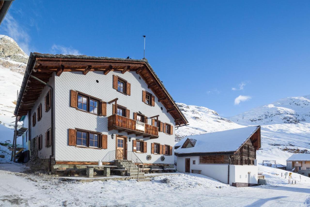Gasthaus Alpenrose Juf Hotell Eksteriør bilde